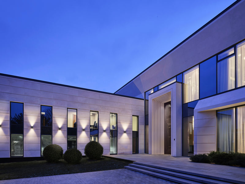 2,5W, 180lm, Endura Style Adjustable Beam Sensor USB DARK GRAY, 3000K, IP54, IK05, 97x126mm, LED Ulkoseinävalaisin liiketunnistimella ja hämäräkytkimellä Osram