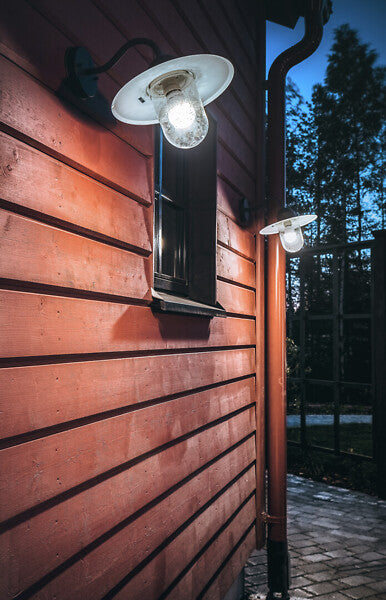 8.6W, 806lm, A60, E27, 2700K, 60x120mm, LED lamp with twilight sensor Airam 