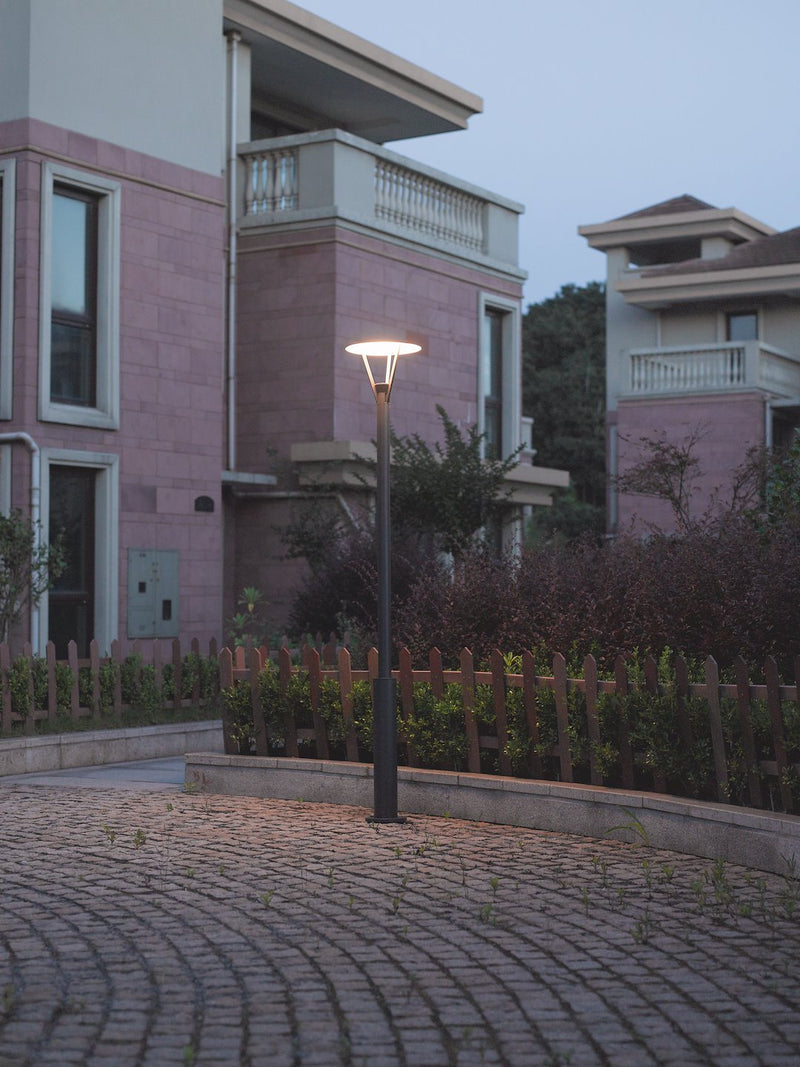 15,7W, 452lm, Eklof IP54, 2200mm, 3000K, Tumman harmaa ja Hopea LED Pylväsvalaisin